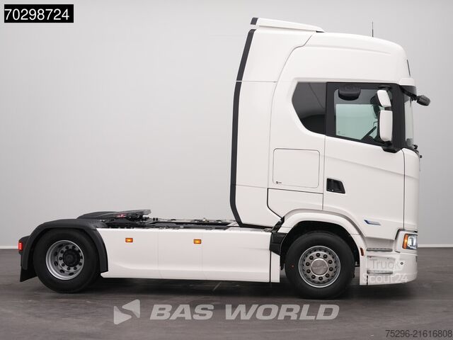 Standaard trekker Scania S560 4X2 NEW! Retarder Full-Air 2xTanks Leder S...