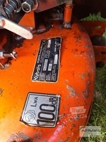 Kosilnica Kubota GZD15H