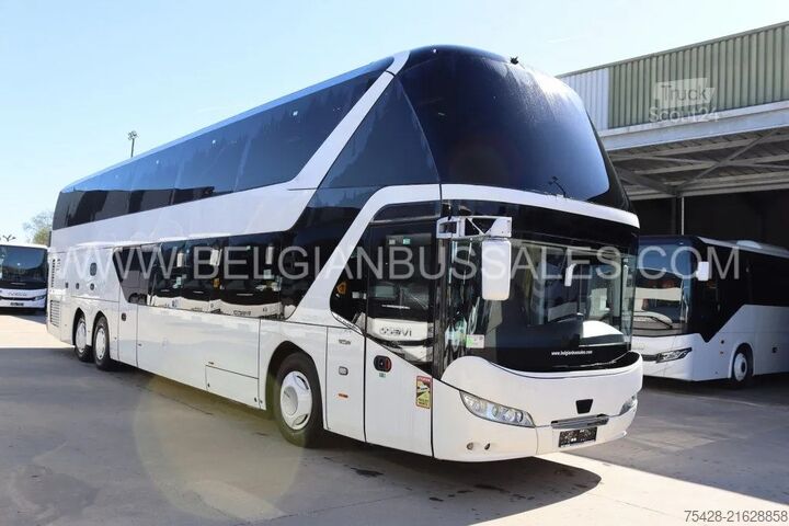 Motor coach Neoplan Skyliner L P06