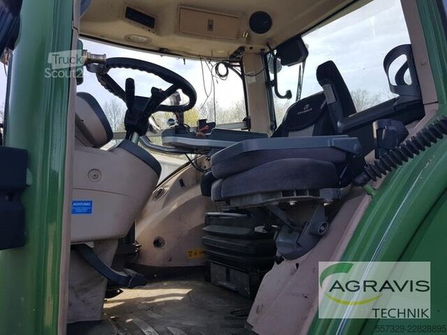 Traktor Fendt 824 VARIO SCR Profi Plus