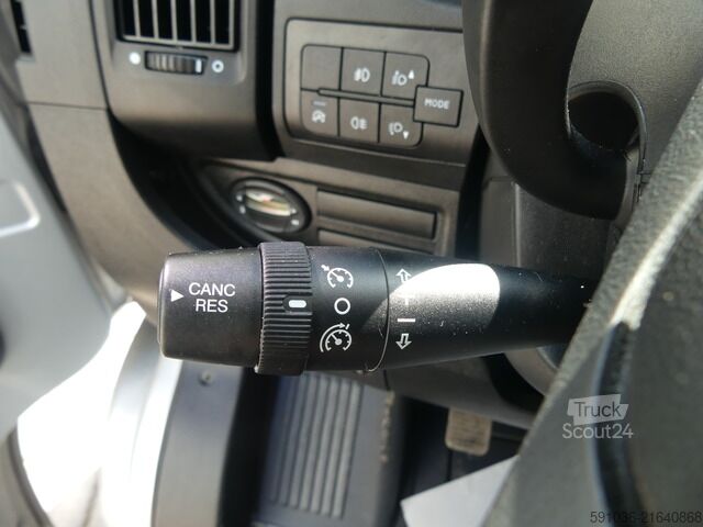 Panel van peugeot Boxer Kasten 330 L2H1 Premium BlueHDi SCHRÄNKE