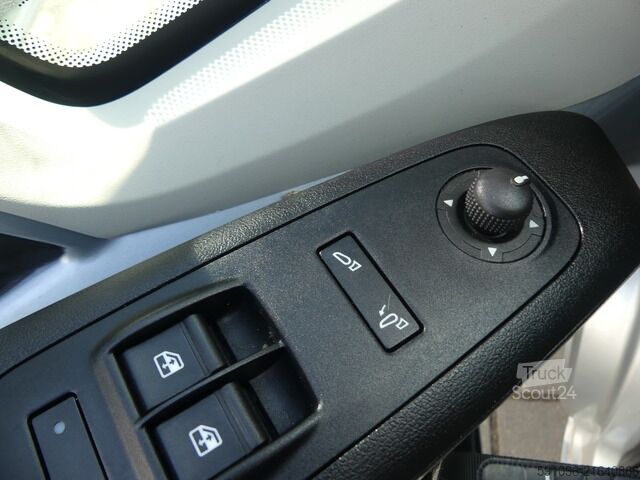 Panel van peugeot Boxer Kasten 330 L2H1 Premium BlueHDi SCHRÄNKE