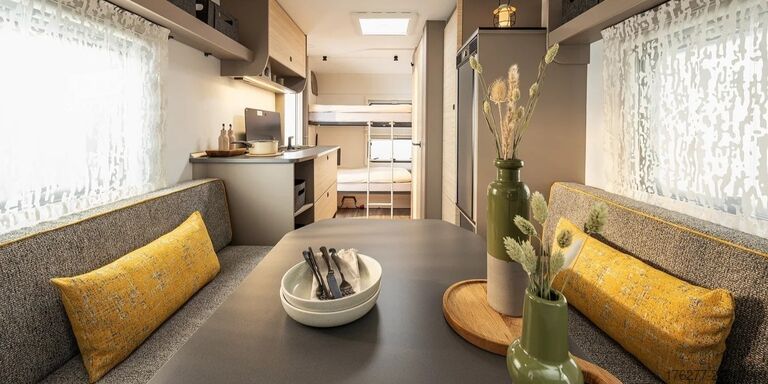 Caravane de tourisme Fendt Next 381