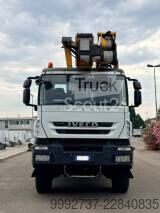 Автогідропідйомник COMET31 Iveco TRAKKER