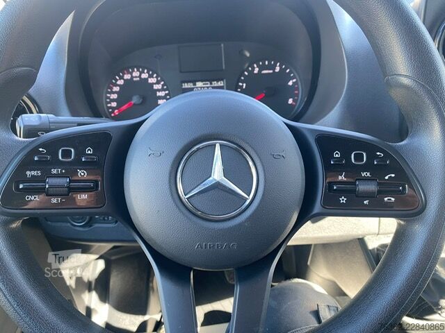 Furgón cerrado de techo alto y batalla larga Mercedes-Benz Sprinter 317 Mixto 5-Sitze.AHK-3,5t. ST