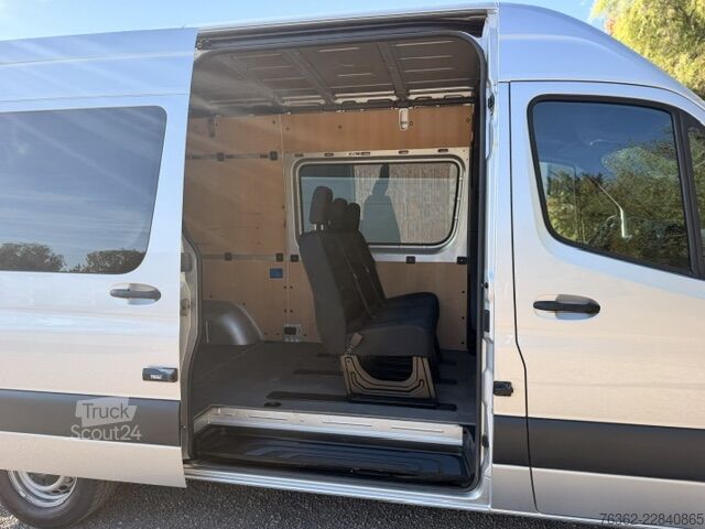 Furgón cerrado de techo alto y batalla larga Mercedes-Benz Sprinter 317 Mixto 5-Sitze.AHK-3,5t. ST