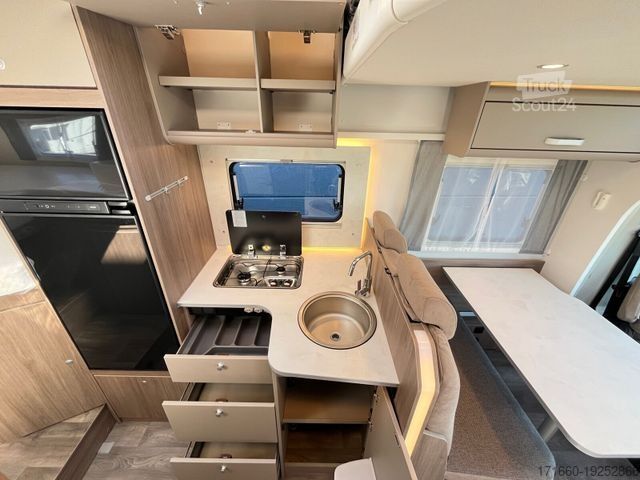 Напівінтегрований кемпер CARADO T 448 AKTIONSPREIS