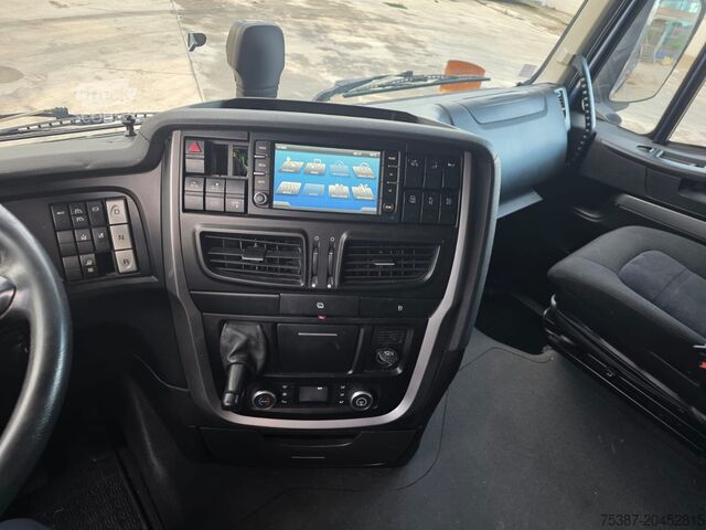 Chassi de caminhão iveco 260S51