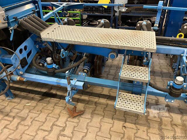 Semeadora de precisão Lemken Azurit 9