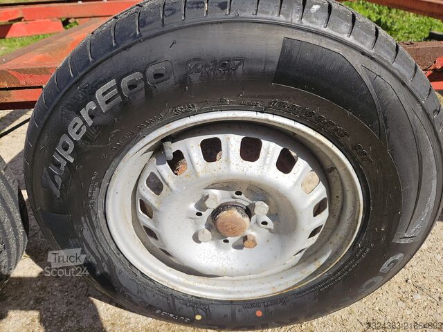 Autós utánfutó UMBRA TC 12