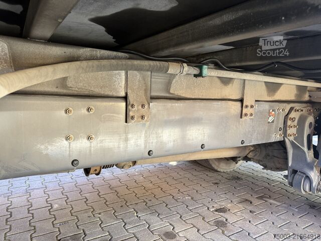 Teherautóra szerelt daru Volvo FL280 Kran Hiab XS 122