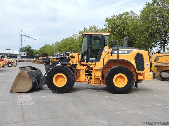 Ratinis krautuvas HYUNDAI HL960 A