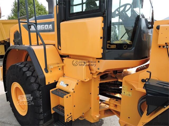 Ratinis krautuvas HYUNDAI HL960 A