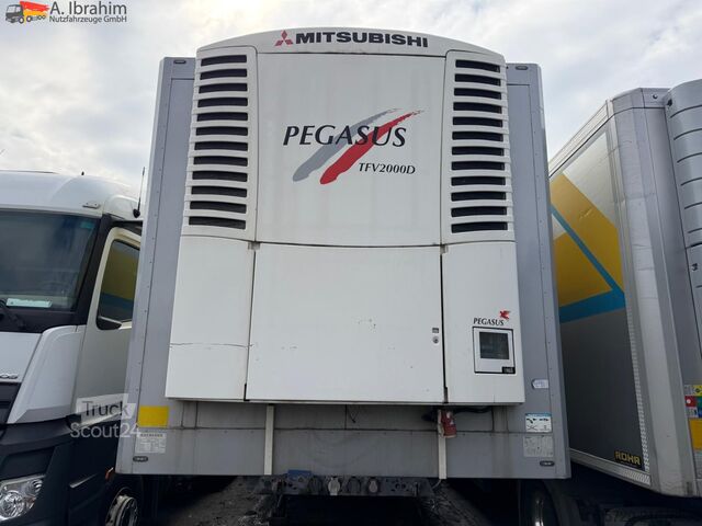 Semirremolque Rohr RSK34 TK  Mitsubishi TFV 2000D 1xLenkachse 2xLiftachse