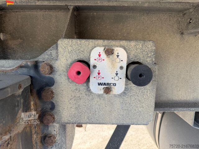 Semirremolque Rohr RSK34 TK  Mitsubishi TFV 2000D 1xLenkachse 2xLiftachse