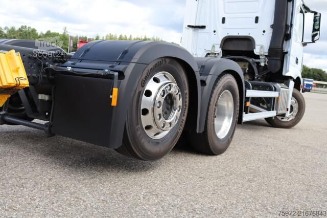 Camion porte-caisses amovibles  Actros 2543L EXII/EXIII, FL