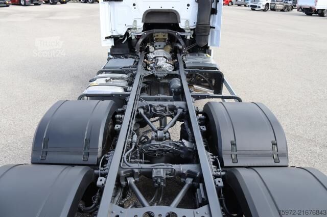 Camion porte-caisses amovibles  Actros 2543L EXII/EXIII, FL