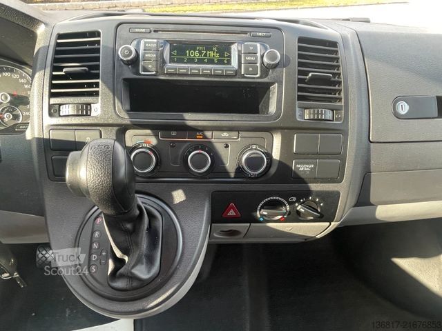 Minibus VOLKSWAGEN T5 Transporter Kleinbus Kombi 8 Sitzer Klima