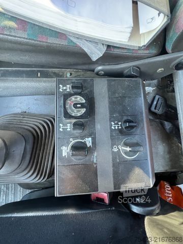 Platformă de lucru montată pe camion MERCEDES-BENZ SK 1417 4x4 Ruthmann T250