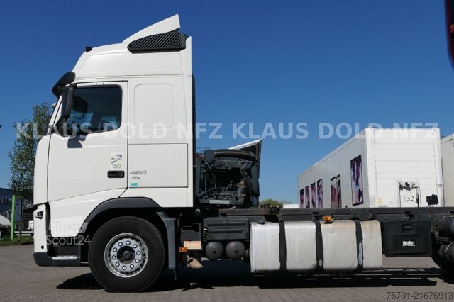 Wechselfahrgestell LKW VOLVO FH 460 Globetotter BDF 2XL-Tanks Vollluft