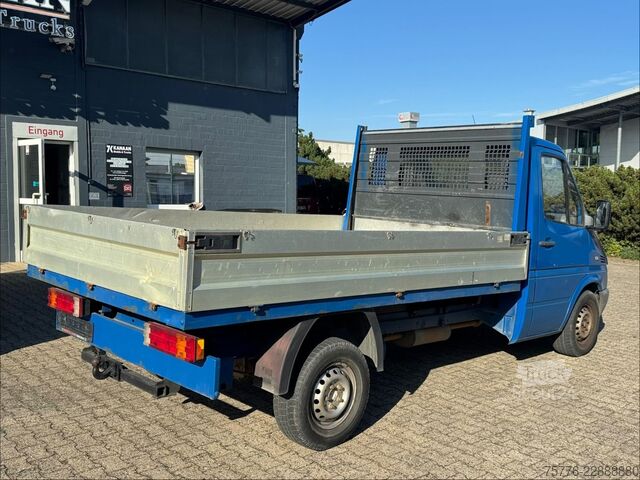 Pick-up skåpbil MERCEDES-BENZ Sprinter Pritsche 208 CDI