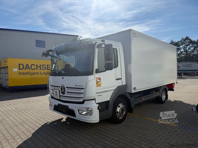 Skåpbil MERCEDES-BENZ MB 818 L 5 m Koffer LBW 1t 2,5 t NL Klima Kamera