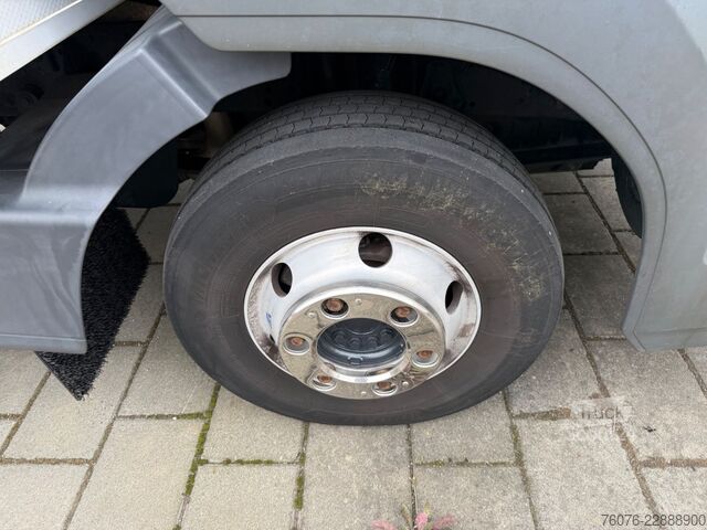 Skåpbil MERCEDES-BENZ MB 818 L 5 m Koffer LBW 1t 2,5 t NL Klima Kamera