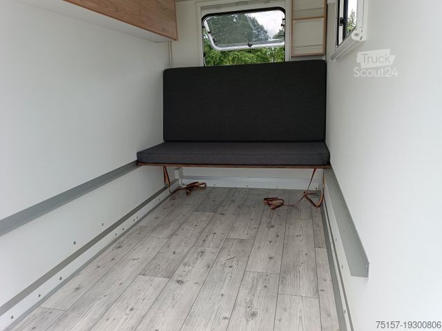 Remorque à caisse BLYSS AKTION! Speedcaravan 300x146x190cm 1.3t