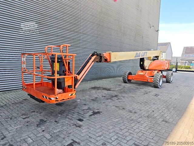 Platformă de lucru telescopică articulată JLG E600 JP