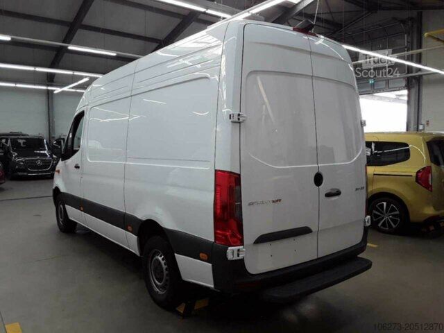 High top van Mercedes-Benz Sprinter 317 CDI Kasten,L2H2,MBUX,Kamera