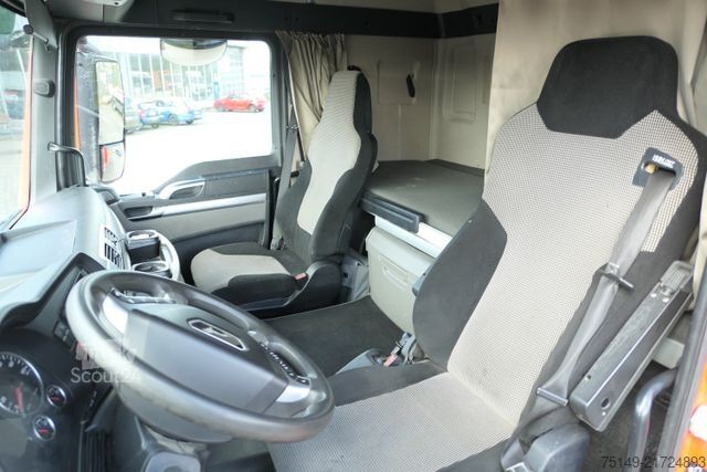 Саміоскид MAN 41.510 TGS 8x4, Stahl, 17m³, Klima, Navi, 113tkm