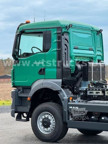 Φορτηγό γερανός roll-off MAN TGS 33.480 6x6 BL HYVA-Abrollkipper *NEU*