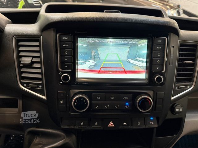 Hög tak skåpbil HYUNDAI H350 Kasten L2H2 Klima Tempo NAVI R-CAM AHK 3,0T