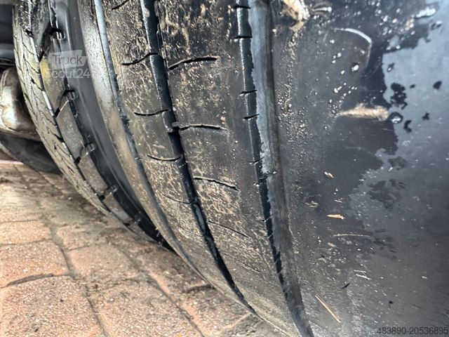 Camion de boissons DAF LF250/LBW/Klima/Blatt-Blatt/AHK