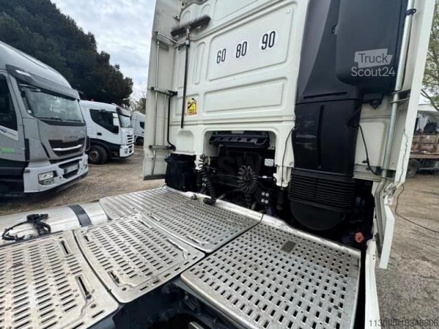 Standard tractor unit DAF XF 510