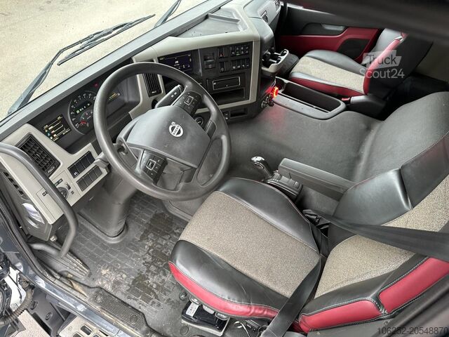 Lastplattform Volvo FM 460 8x4 TRIDEM + CRANE HIAB 192 E-5 X HIPRO ...