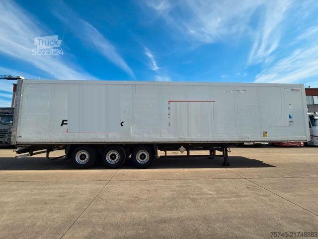 Semi-remorque fourgon SCHMITZ CARGOBULL SKO24 * ROLLTOR * LIFTACHSE * KOFFER
