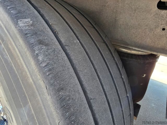 Semi-remorque fourgon SCHMITZ CARGOBULL SKO24 * ROLLTOR * LIFTACHSE * KOFFER