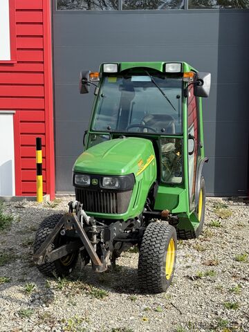  John Deere 2320