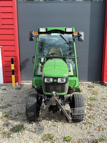  John Deere 2320