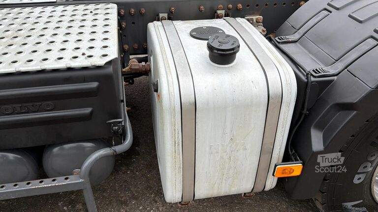Tracteur standard Volvo FH 420 6X2 LOW CABIN - PTO HYDR - *534.000km* -...