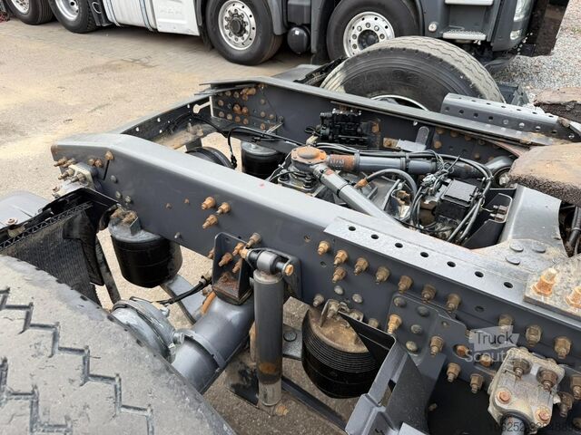 Tracteur standard Volvo FH 420 6X2 LOW CABIN - PTO HYDR - *534.000km* -...