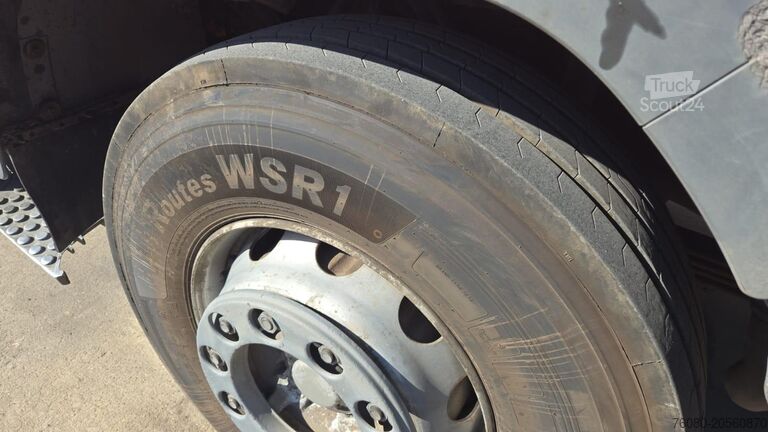 Usisno vozilo Mercedes-Benz SK 2435 (15.000 L / V8 AVEC 2X TURBO / BOITE MA...