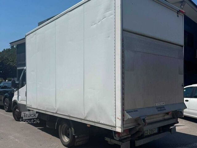 Caminhão para fins especiais Iveco Daily
