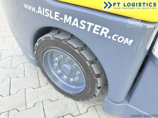 Wózek widłowy do wąskich korytarzy Combilift AISLE MASTER 15E NEW BATTER TRIPLEX 6500