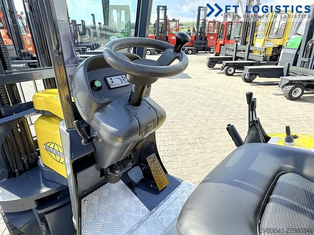 Smalle gangpad heftruck Combilift AISLE MASTER 25WE TRIPLEX 6650MM