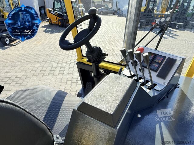 Fireveis truck Combilift CB4000 GAS TRIPLEX 8500 FREE LIFT