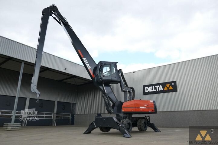 Delavec za ravnanje z materialom Atlas 520MH