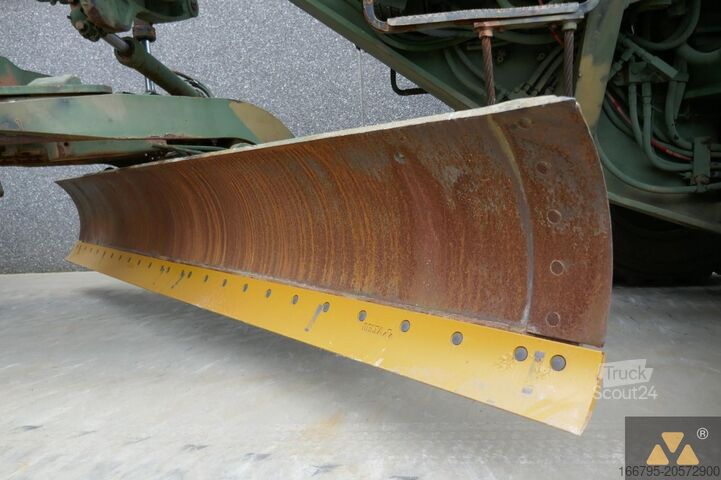 Grader Caterpillar 130G Ex-army