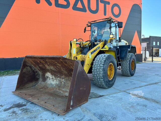 Utovarivač točkova Komatsu WA 320-5 CENTRAL CUBRICATION / TAMTRON SCALES